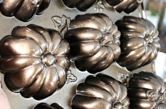 Easy and Scrumptious Pumpkin Bread Recipe | Thrifty Decor Chick