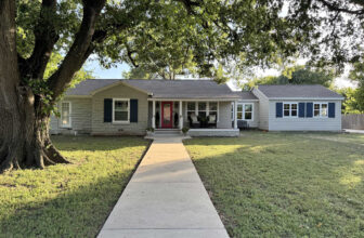 Q & A – Blue Bedroom Door & Pine Tar Front Porch Update