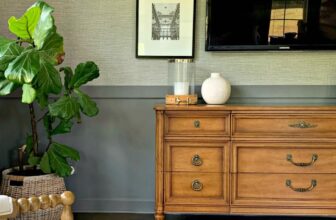 Our Bedroom UNmakeover, Makeover. {Removing Wallpaper} | Thrifty Decor Chick